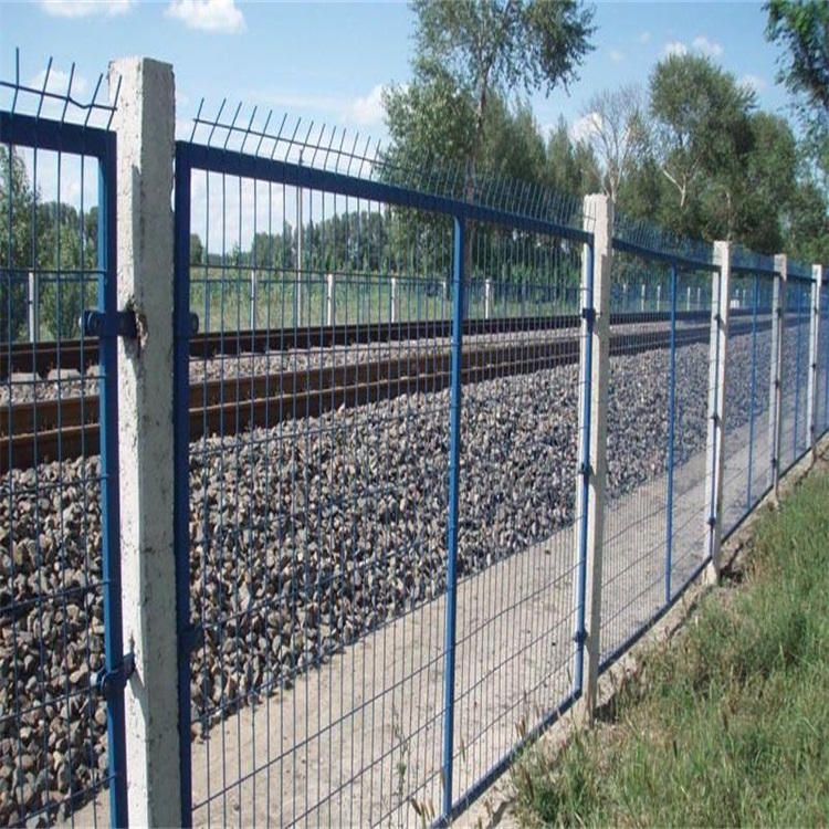 铁路防护栅栏图片2