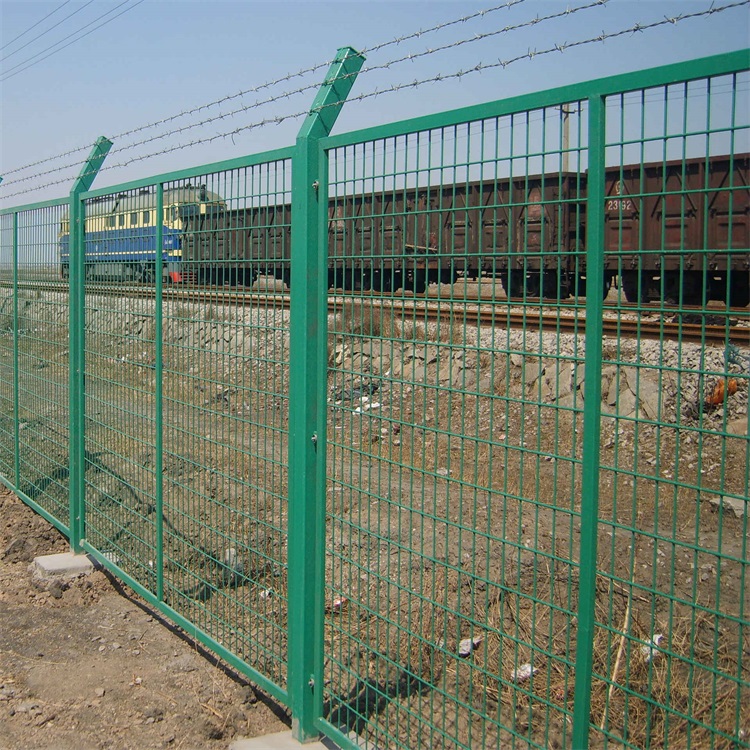 上海铁路钢丝隔离网图片2
