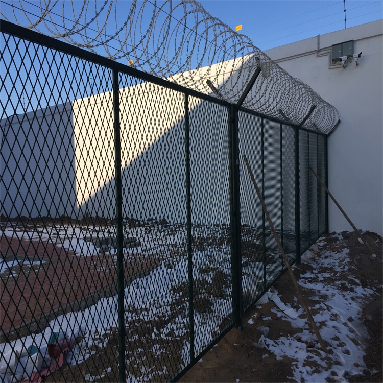 高戒备监狱金属网围墙图片4
