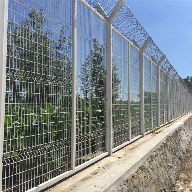 上海v型围墙护栏网图片2