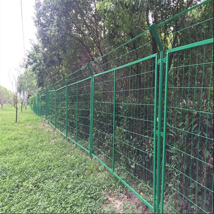 绿色双边铁网围栏图片1