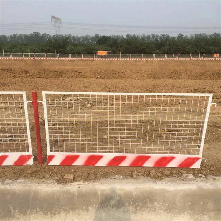 上海移动式安全围栏网图片4