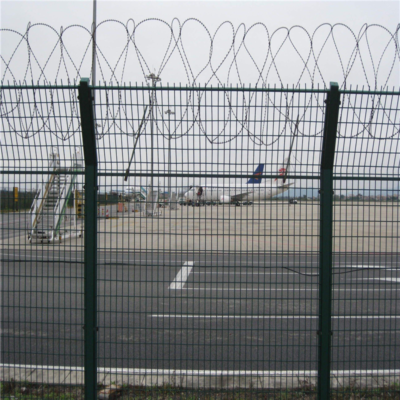 上海机场钢板网围界图片2