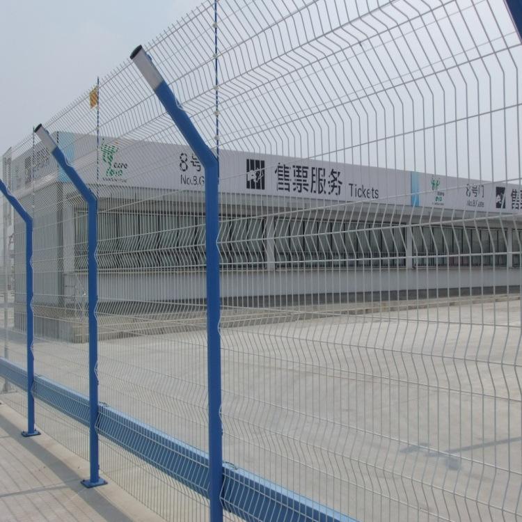机场钢筋围界的相关优点图片3