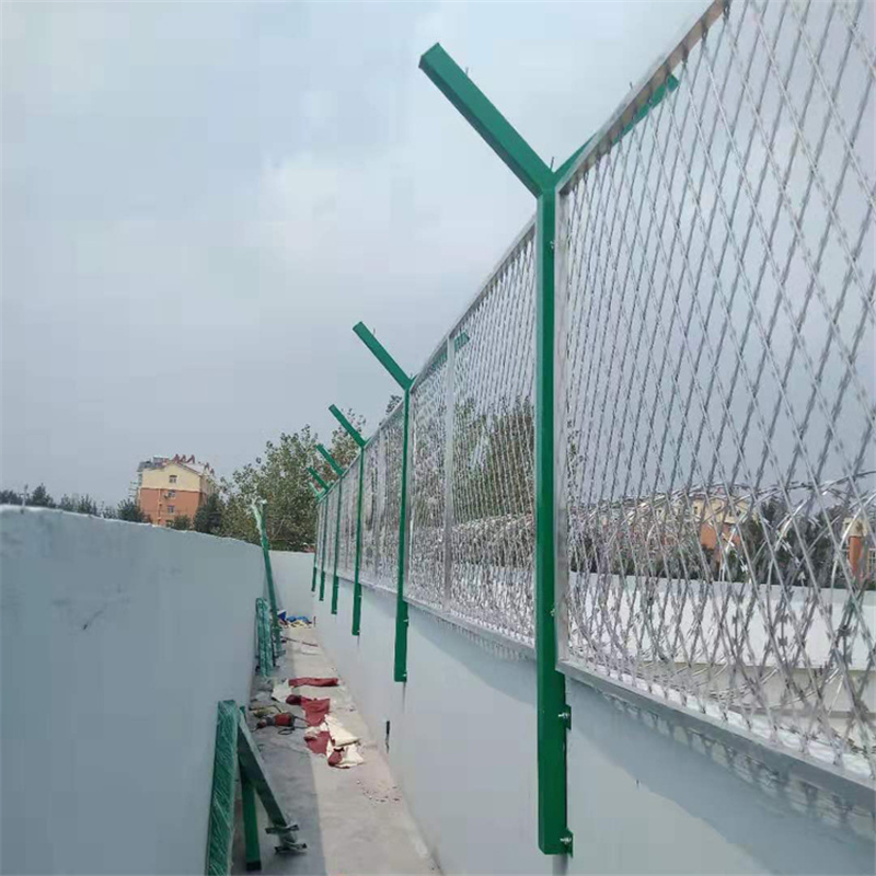 监狱钢网墙图片2