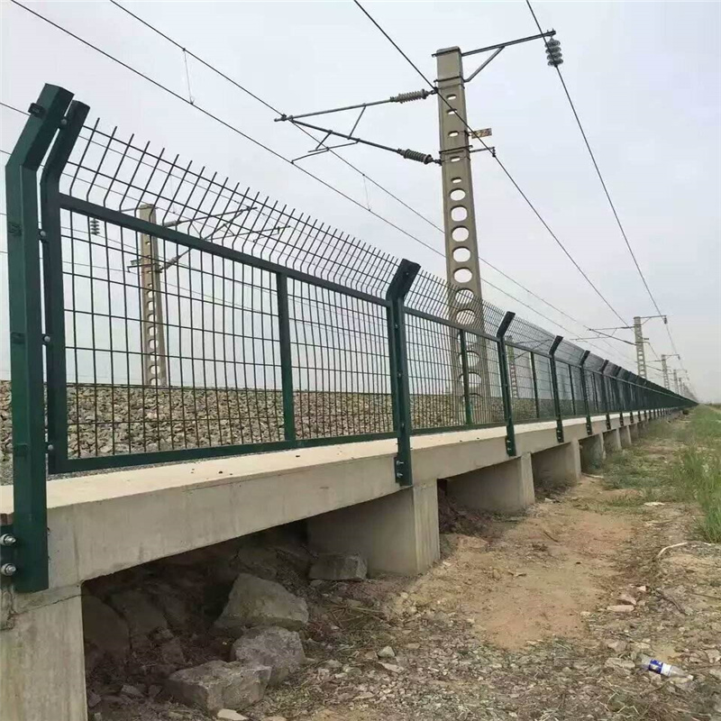 上海铁路加密金属网片栅栏图片3