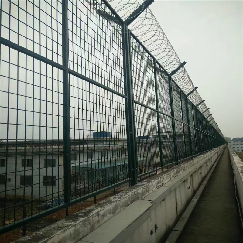 上海监狱框架式安防隔离网图片4