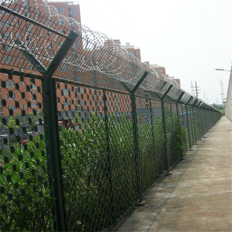 上海监狱冲压刺隔离网图片1