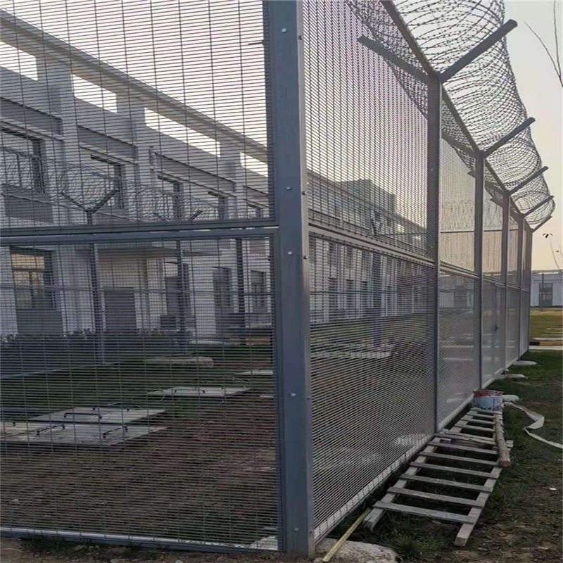 上海监狱楼区隔离网图片3