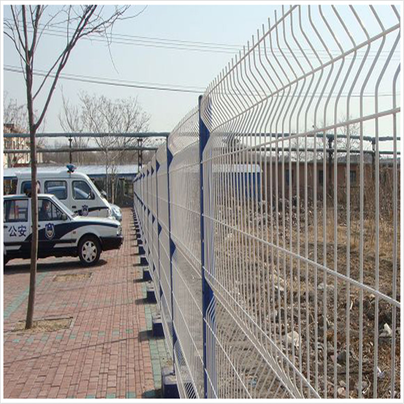 上海道路隔离围栏网图片4