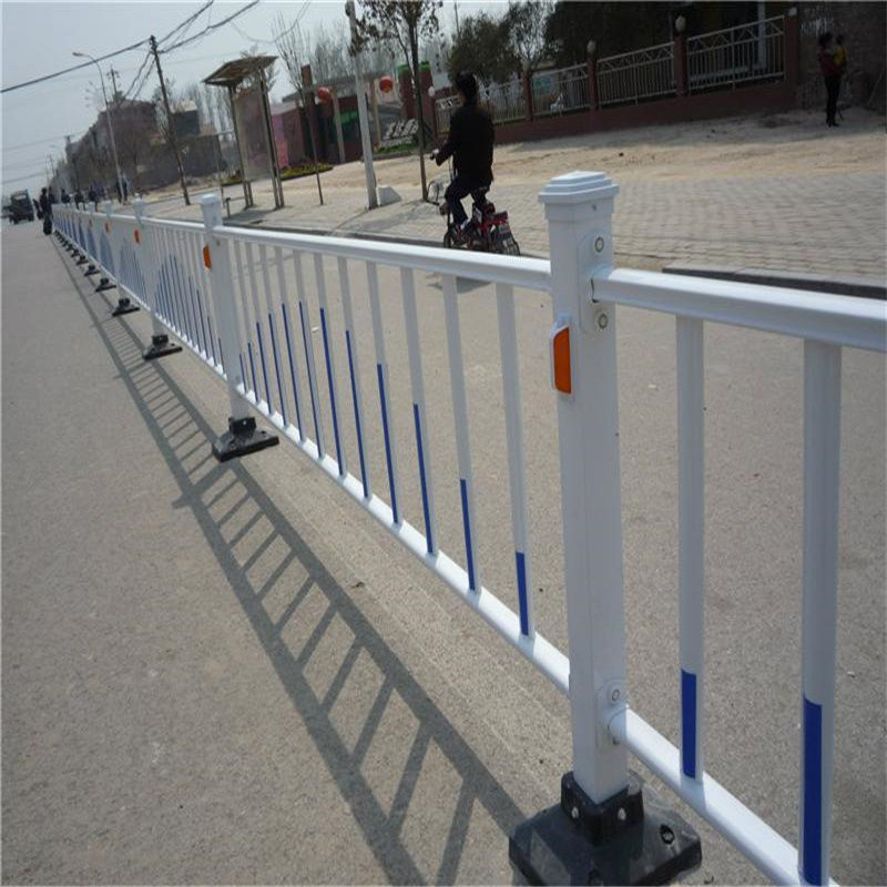 上海京式道路护栏图片1