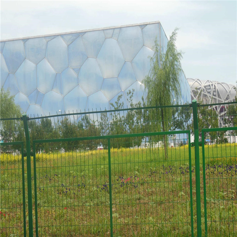 上海小区绿皮围栏网图片1