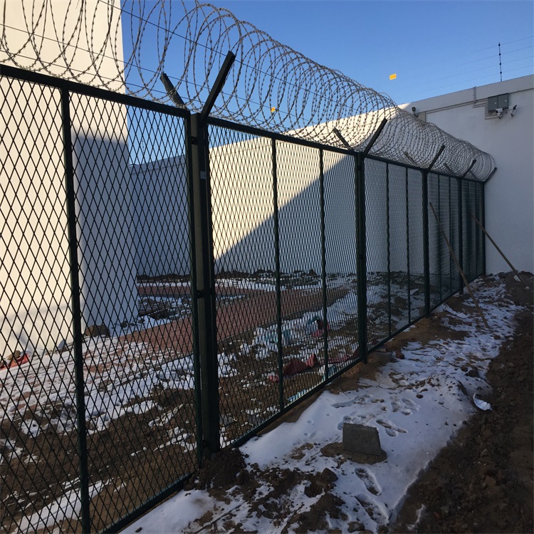 监狱围墙护栏图片4
