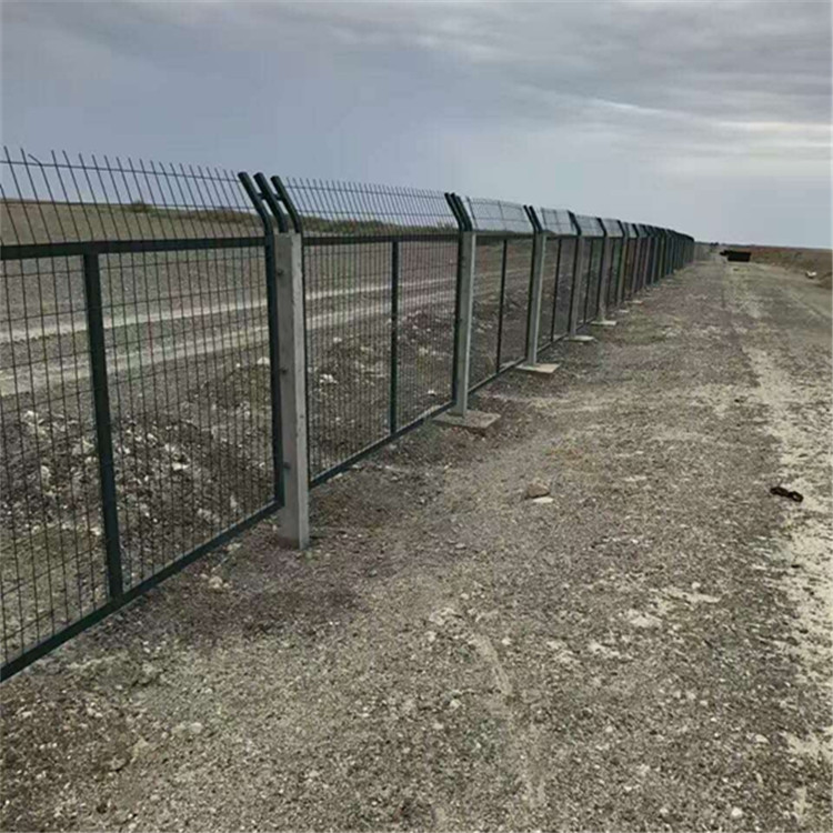 铁路防护栅栏