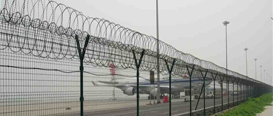 上海机场钢筋网围界图片3