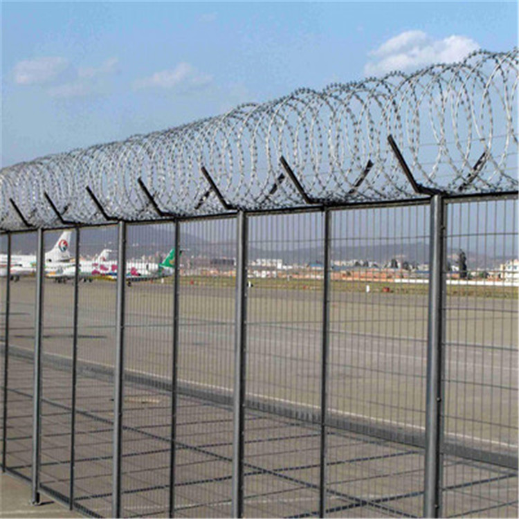 上海带刺丝滚笼机场围界护栏网