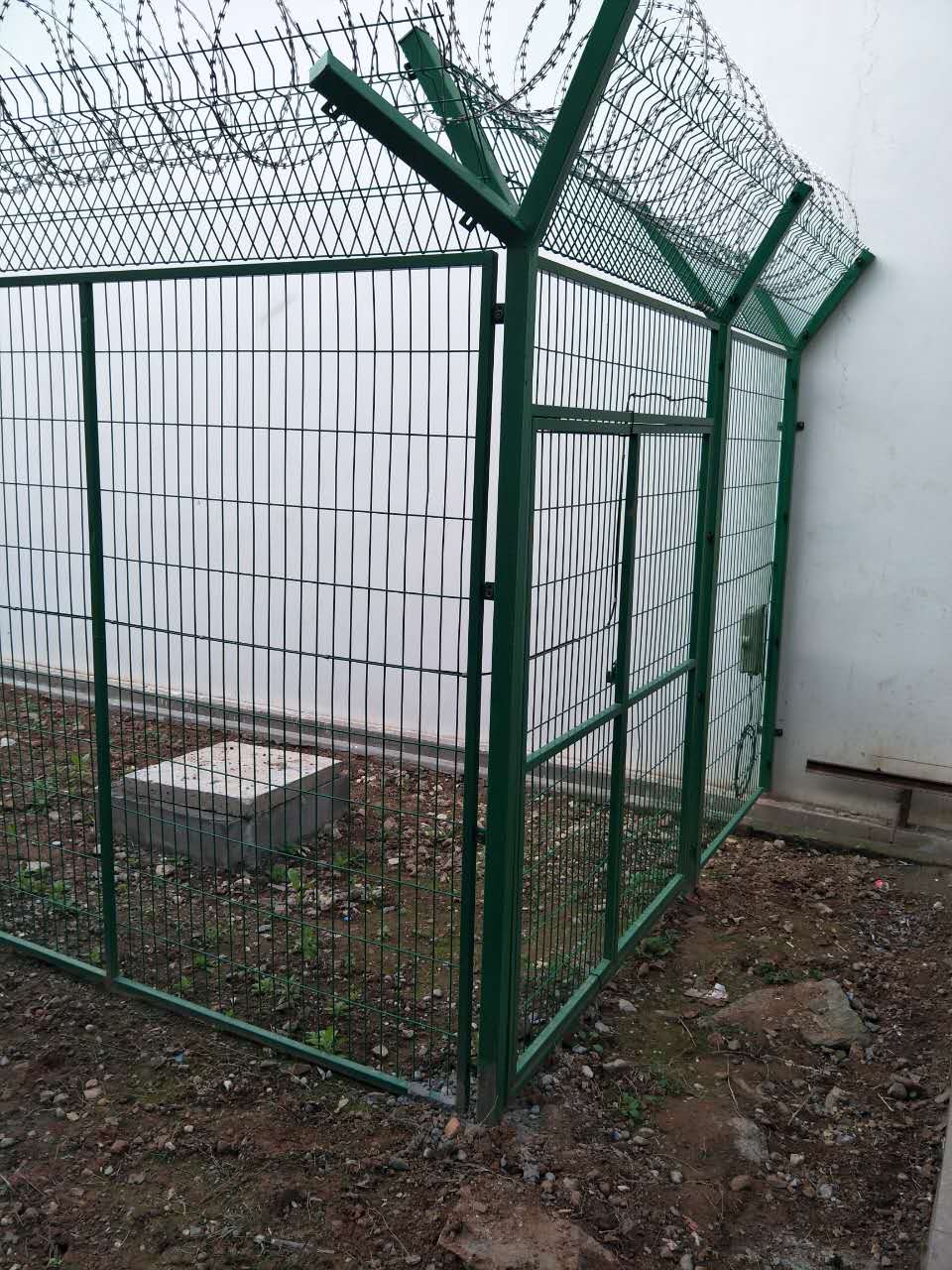 监狱金属隔离护栏网