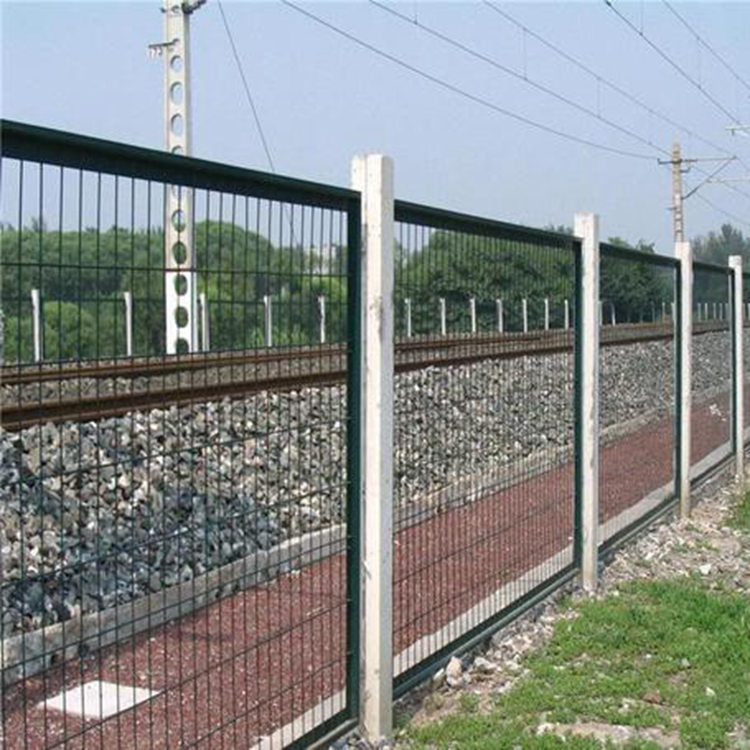 铁路防护栅栏图片2
