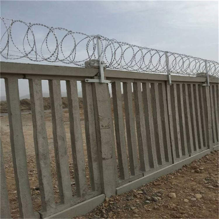 蛇腹型刀刺网图片3