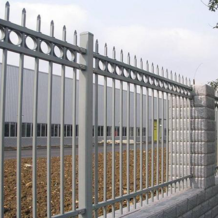 绿化锌钢护栏图片1