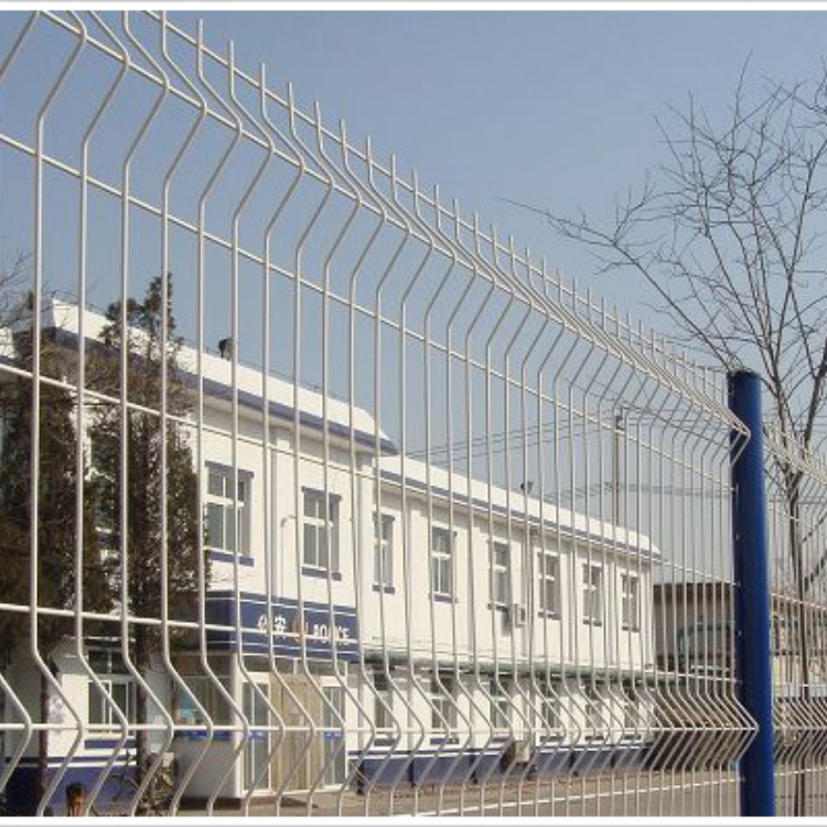 桃形立柱围栏网图片4