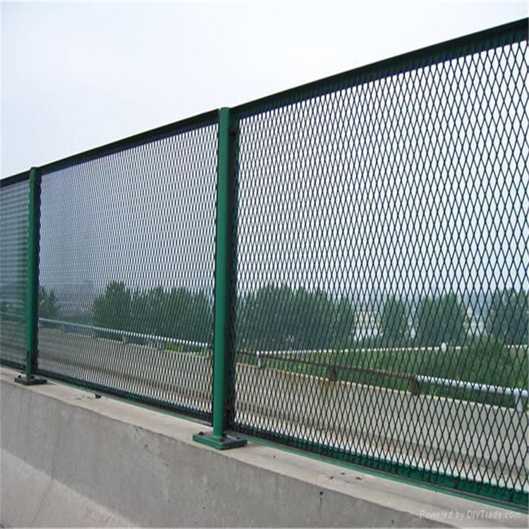 桥梁防抛物护栏图片3