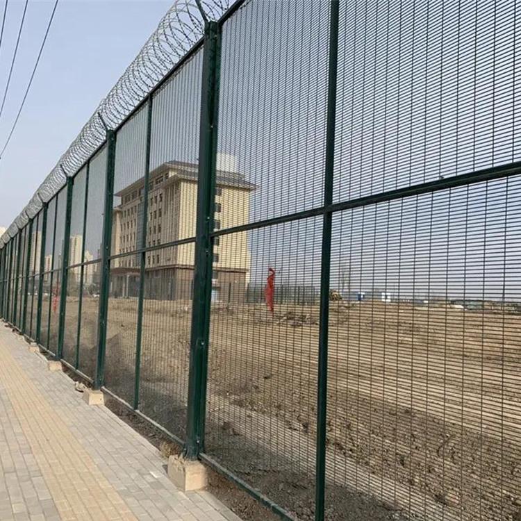 上海监狱隔离网图片4