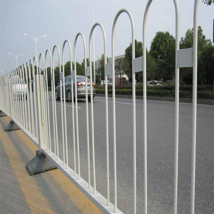 上海市政道路护栏图片2