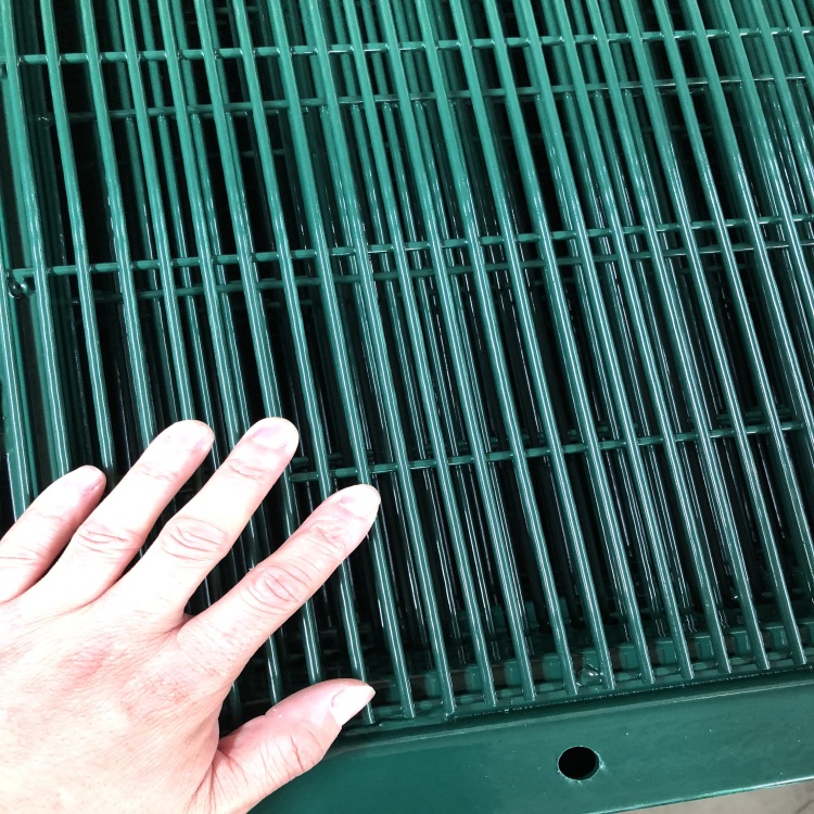 上海358护栏网图片4